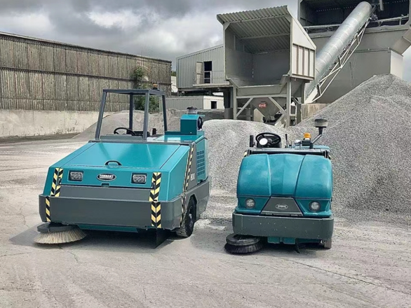 物業保潔用掃地機好用嗎