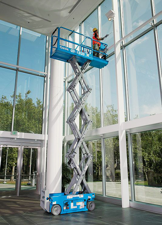 剪型高空作業平臺GS-1532&GS-1532 電動