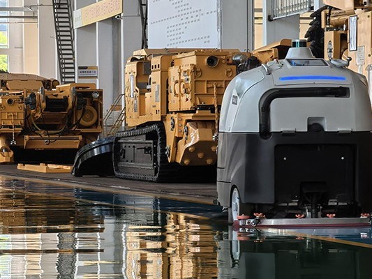 坦力工業自動清潔機器人：嘿，清潔生產的超棒搭子！